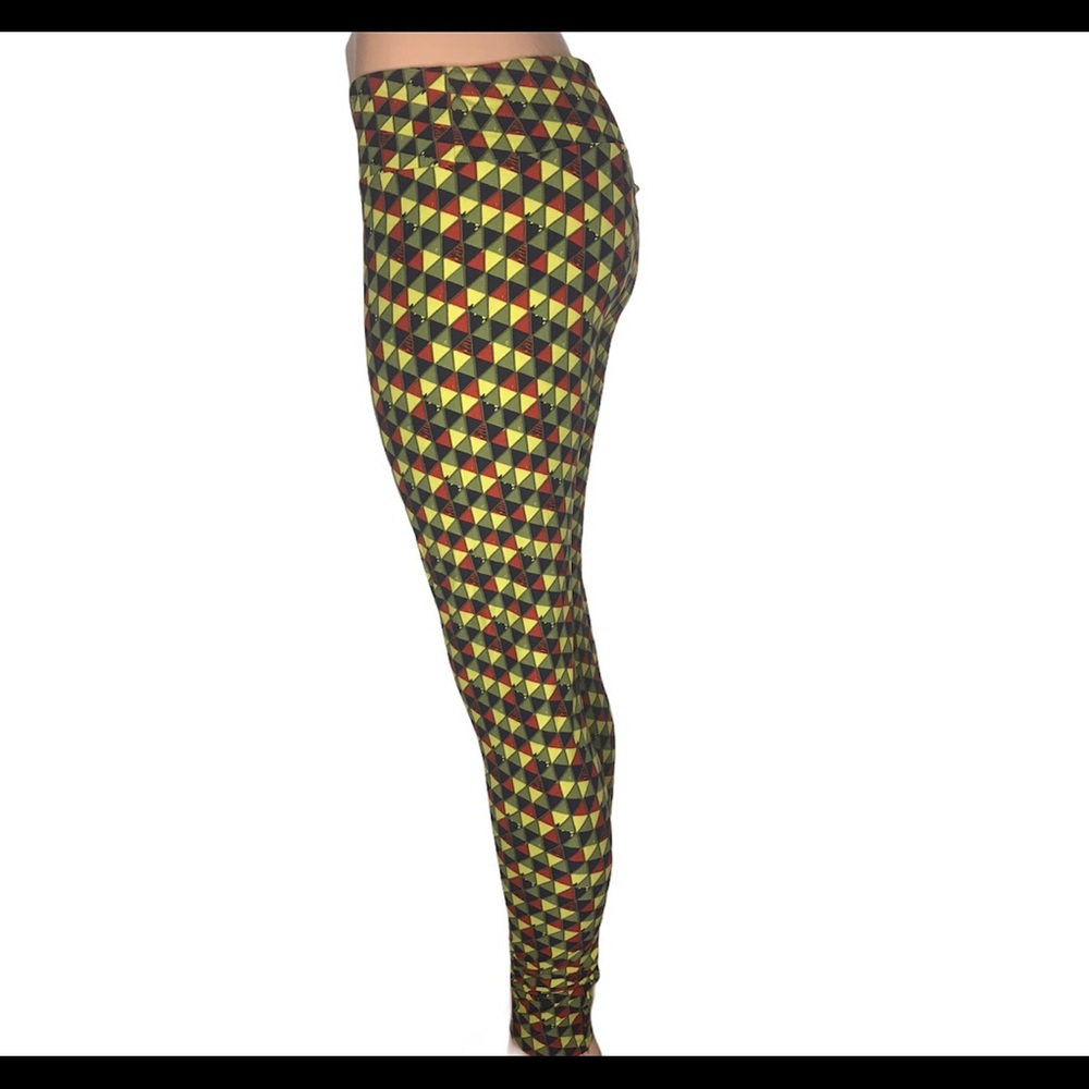 Printed LuLaRoe Leggings Tall & Curvy - Picture 2 of 7